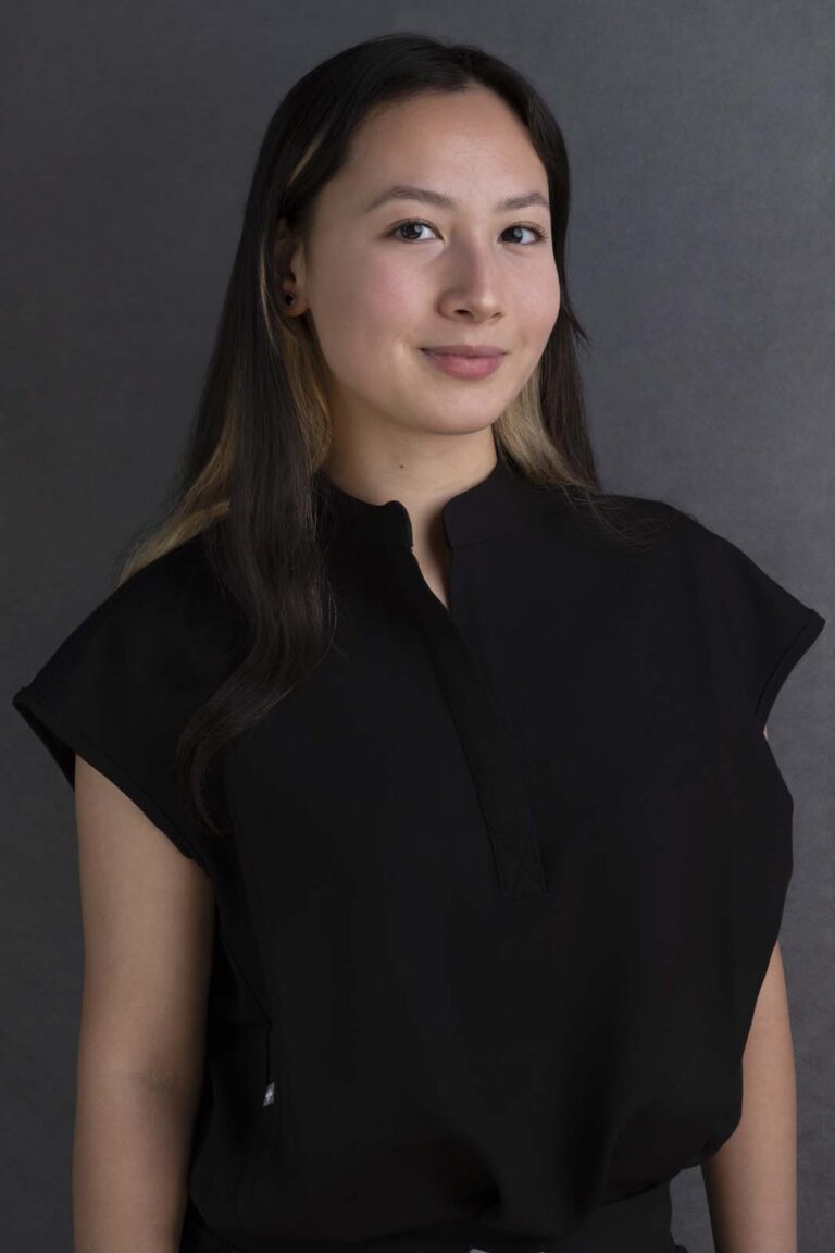 Anna Front Desk Manager